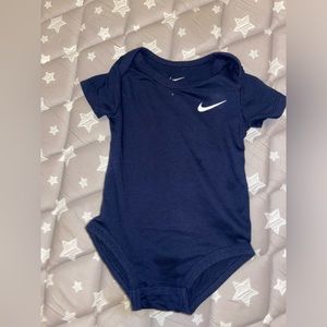 Nike 12M Bodysuit
